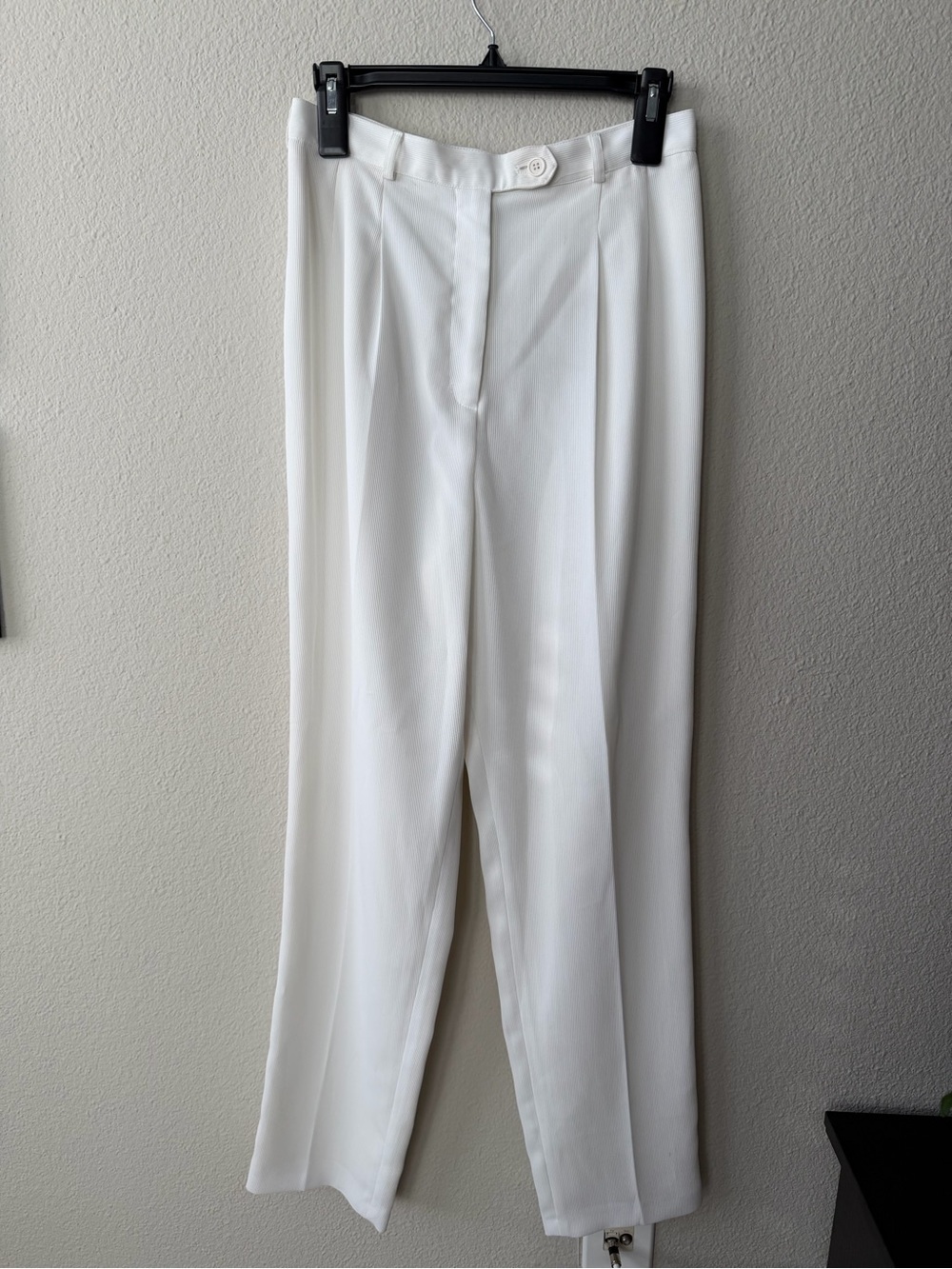 RAFAEL White Straight-Leg Pleated Dress Pants